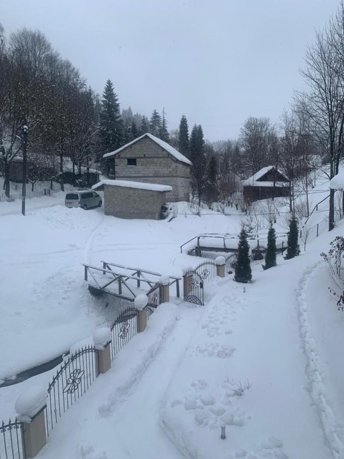 Котедж Подобовец Екстериор снимка